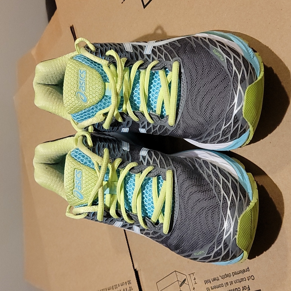 Asics Women's Gel Nimbus 18 Running Shoe